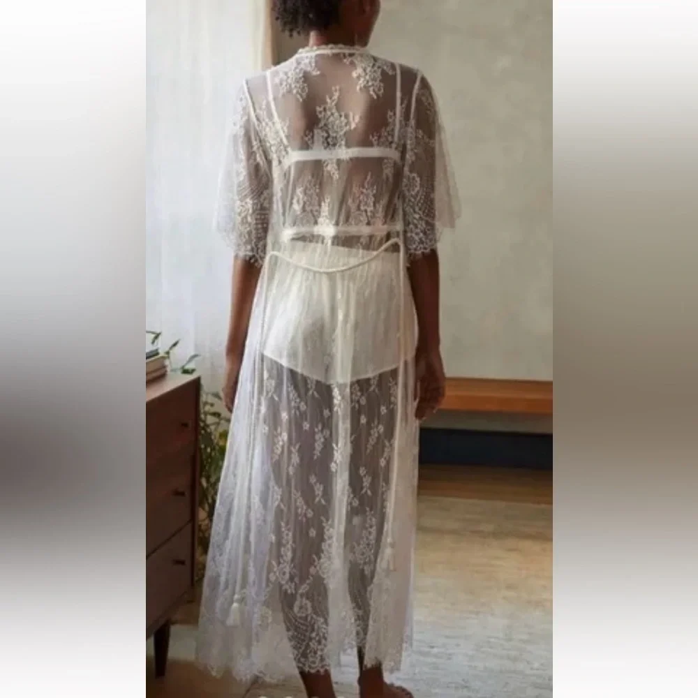 By Anthropologie White Lace Long Robe S/M - Picture 2 of 12